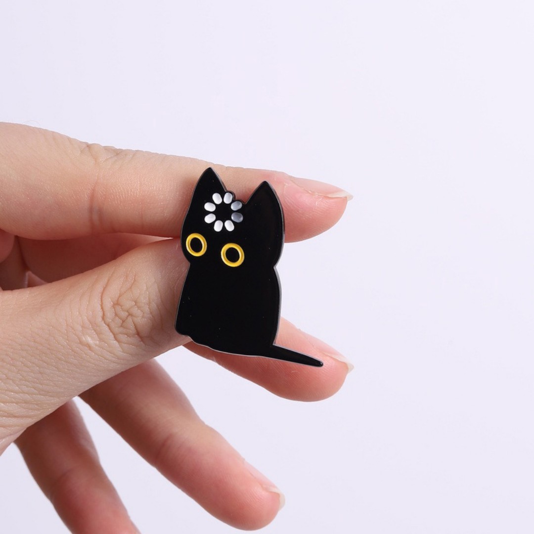 Pin de Esmalte de Gato Preto F - Tech Accessories Backpack avaliação e preço