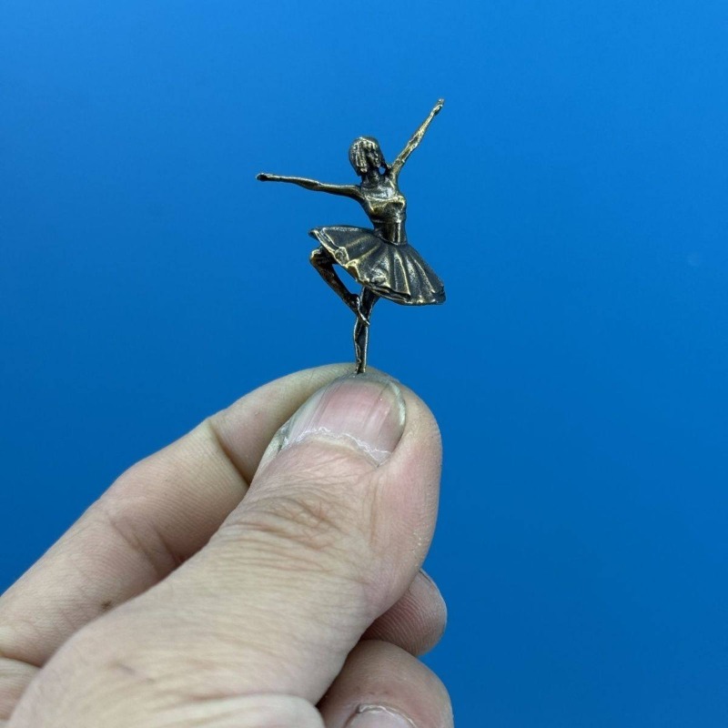 Figuras de Ação e Estatuetas d - Tech Girl Accessories avaliação e preço