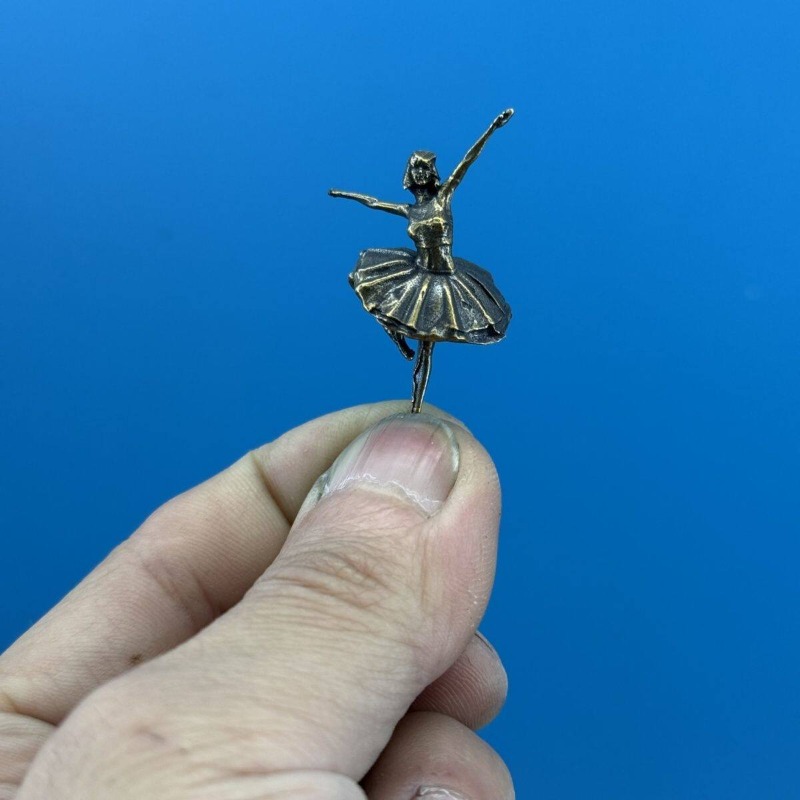 Figuras de Ação e Estatuetas d - Tech Girl Accessories avaliação e preço