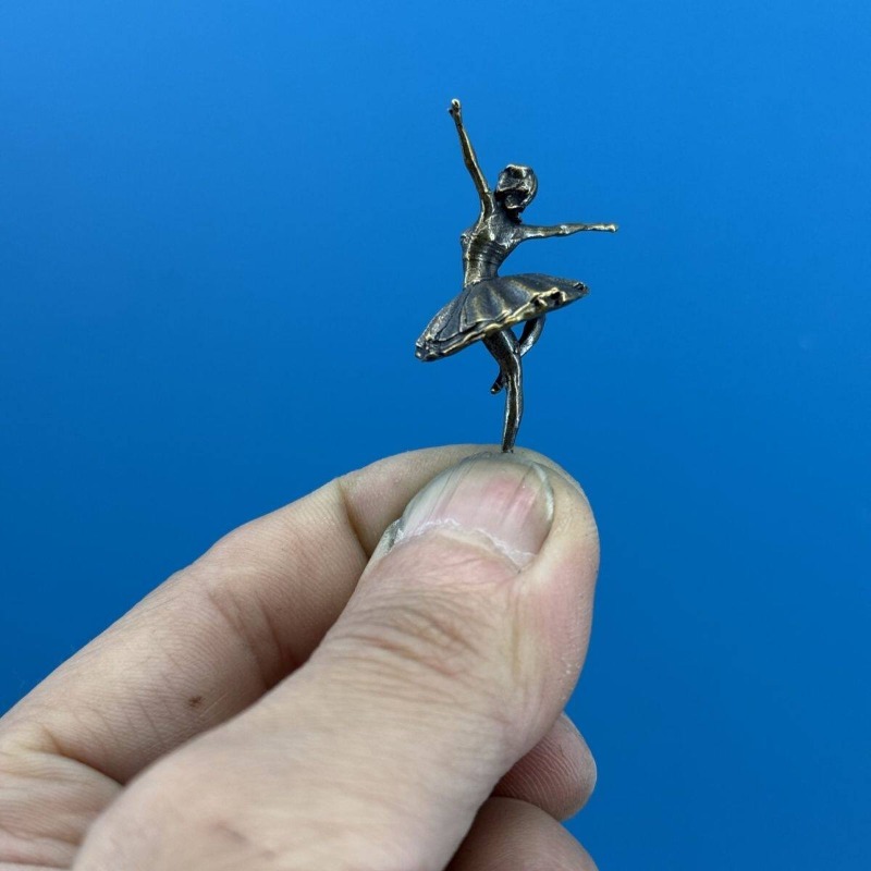 Figuras de Ação e Estatuetas d - Tech Girl Accessories avaliação e preço