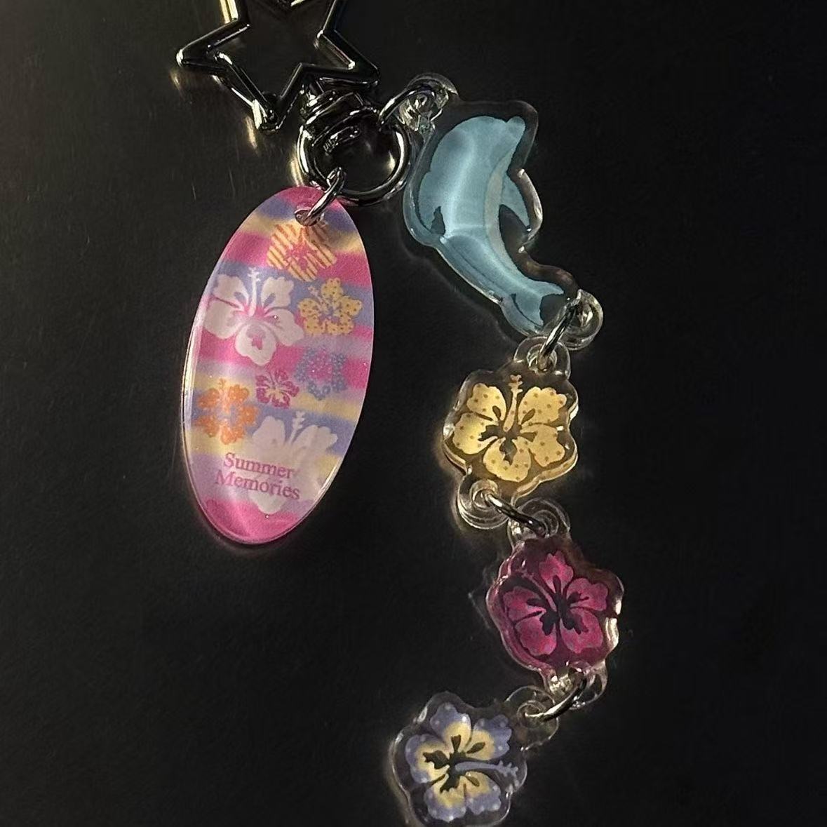 Chaveiro de Verão com Golfinho - Tech Girl Accessories avaliação e preço