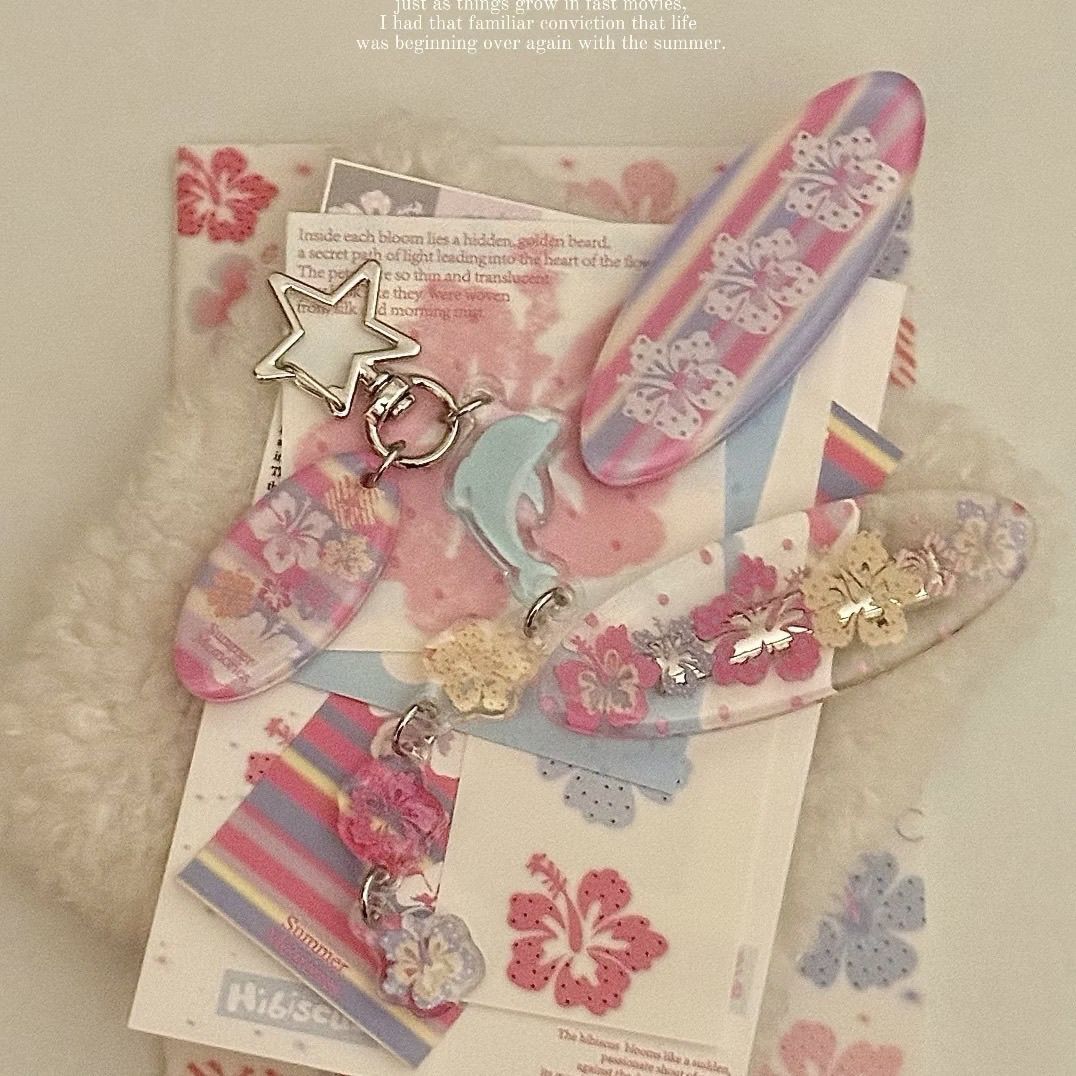 Chaveiro de Verão com Golfinho - Tech Girl Accessories avaliação e preço